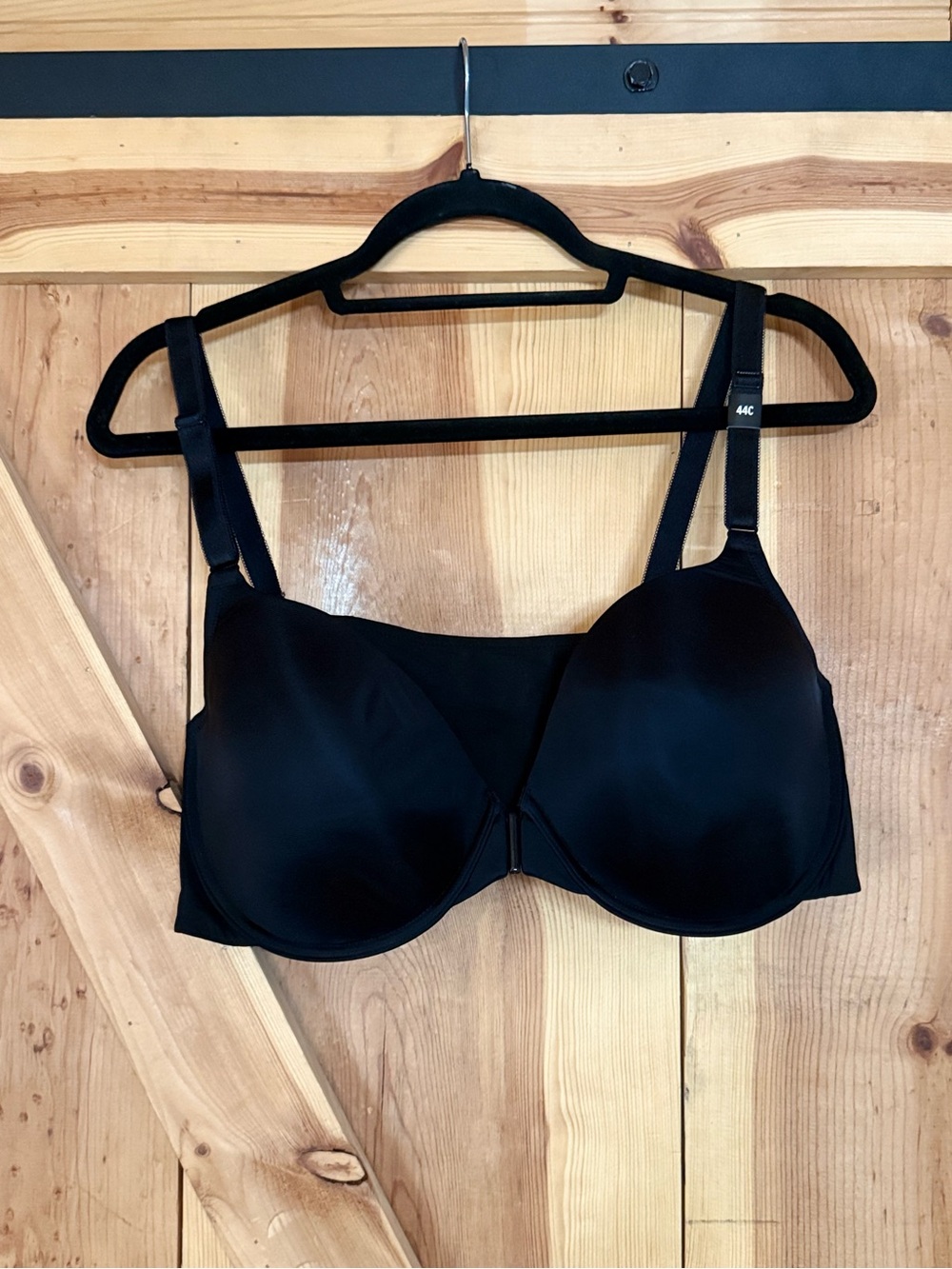 Torrid Curve Lightly Lined T-Shirt Bra 44C Front Closure Black NWT Comfort